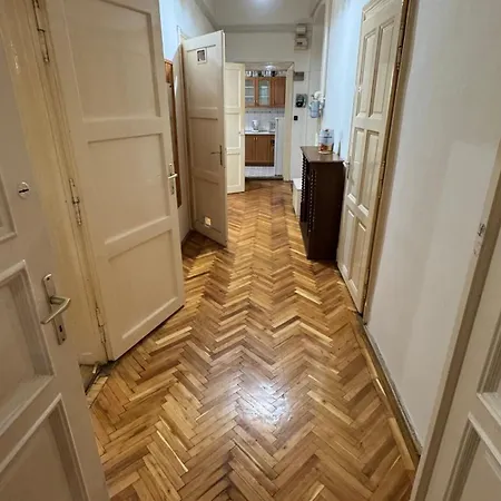 Nye Tribe Appartement Boedapest
